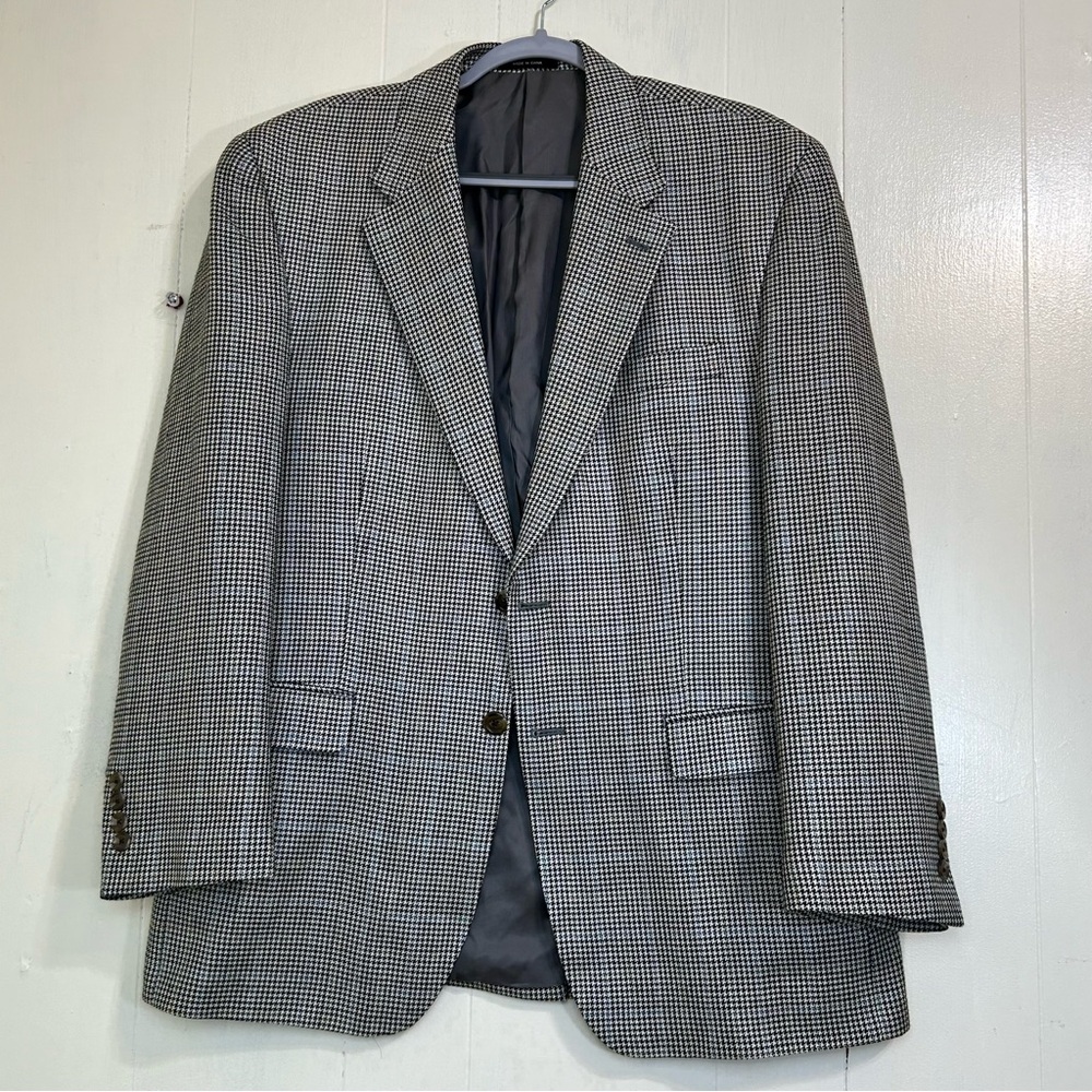 CHAPS Suit Plaid 100% Silk Long Sleeve Button Closure Sport Suit Blazer Size 42R